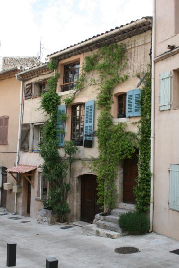 2012-05 Villecroze 029.JPG